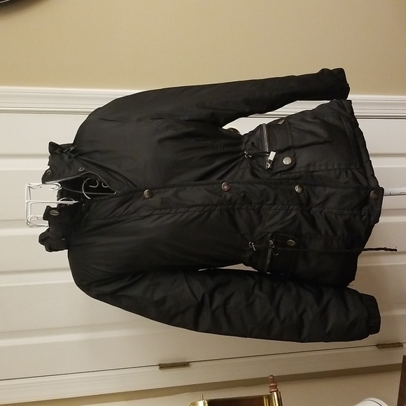 Love Me Now Collection Jackets & Blazers - Women's reversible camo and black coat. Size medium